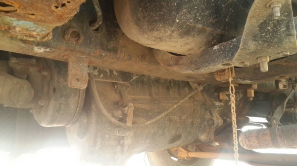 รถฮีโน่ 10 ล้อ หัวลาก เปอร์เฟีย FS270A - 260 แรงม้า. ปี 39    สนใจติดต่อ  081 - 6079515