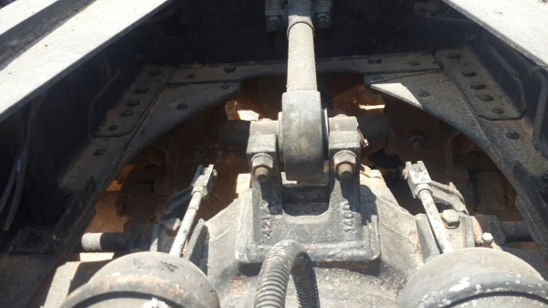 รถฮีโน่ 10 ล้อ หัวลาก เปอร์เฟีย FS270A - 260 แรงม้า. ปี 39    สนใจติดต่อ  081 - 6079515