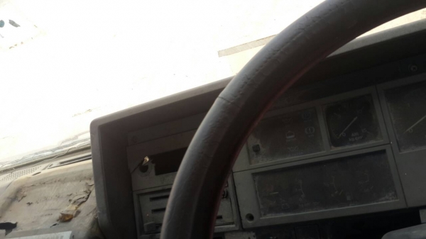 รถฮีโน่ 10 ล้อ หัวลาก เปอร์เฟีย FS270A - 260 แรงม้า. ปี 39    สนใจติดต่อ  081 - 6079515