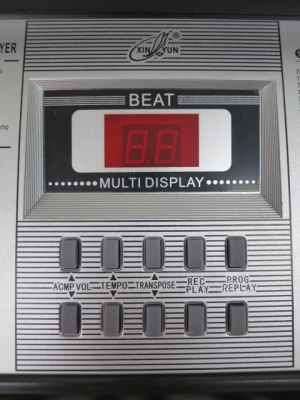 Keybord XIN YUN รุ่น XY-218 ตัวใหญ่ 54 Key มีช่องเสียบ USB ของใหม่ มีไมค์ ที่รองโน้ต หม้อแปลง คู่มือ