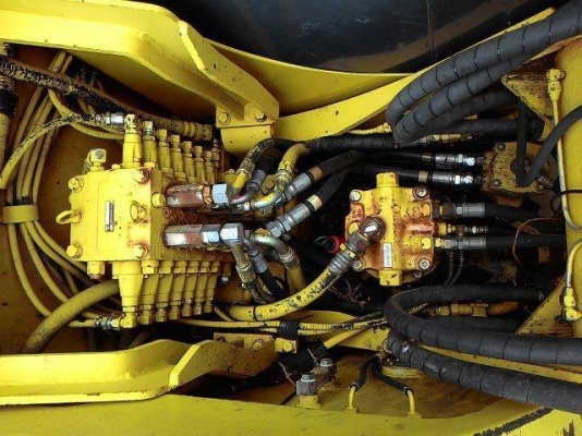 ขาย!! KOMATSU PC60-7 รถนอกแท้