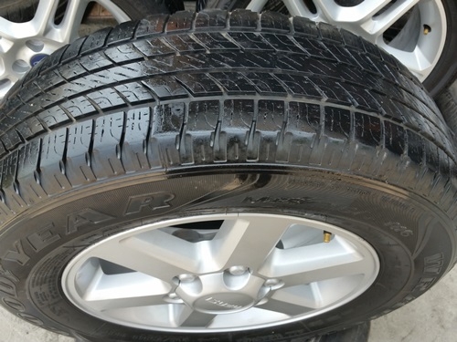 ขายล้อแม็กISUZU GOLD 16 ยางปี14  4 ล้อ