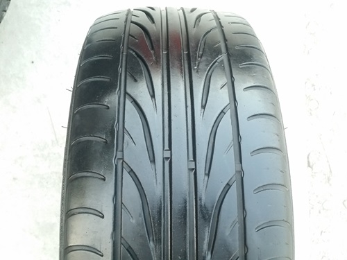 ขายยาง205/45/17 ปี 13  DEESTONE R702  2 เส้น