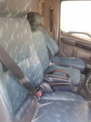 ขาย รถบรรทุกตู้แห้ง 6 ล้อ ฮีโน่ CNG ขาย 450,000 บาท