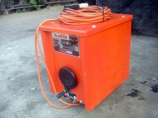 ขายเครื่องเชื่อมไฟฟ้าmakitaสภาพเหมือนใหม่ราคา4,500บาท