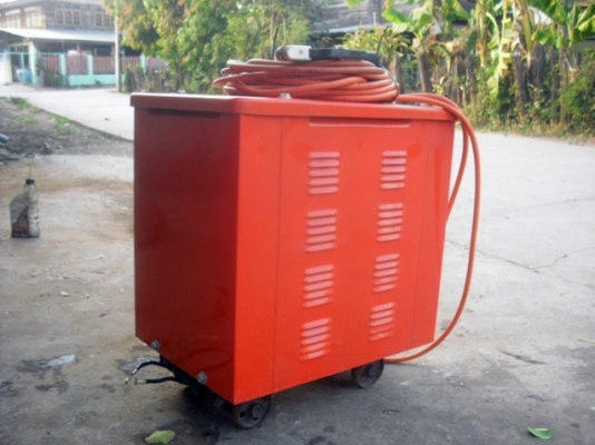 ขายเครื่องเชื่อมไฟฟ้าmakitaสภาพเหมือนใหม่ราคา4,500บาท