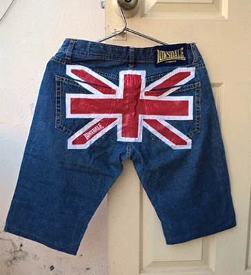 ยีนส์ Lonsdale ขาสั้น สกรีนก้นสวยงาม ยีนส์ Lonsdale ขาสั้น สกรีนก้นสวยงาม