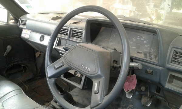 ขายตามสภาพ TOYOTA HERO 2.4D 2 ไมล์ คัสซีสวยตลอดเส้น รถจอดนานสตาร์ทไม่ติด ต้องเช็คระบบน้ำมันกับระบบไฟ ทะเบียนพร้อมครับ ขายตามสภาพ TOYOTA HERO 2.4D 2 ไมล์ คัสซีสวยตลอดเส้น รถจอดนานสตาร์ทไม่ติด ต้องเช็คระบบน้ำมันกับระบบไฟ ทะเบียนพร้อมครับ