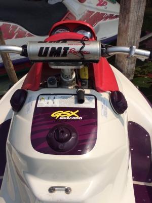ขายเรือนั่งซีดู GSX 800 วิ่ง 65 ช.ม มีของแต่งสภาพนางฟ้าเติมน้ำมันเล่นได้เลย