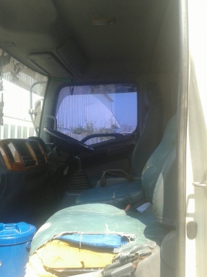 ขาย รถ 6 ล้อ ตู้แห้ง CNG ขาย 450,000 บาท