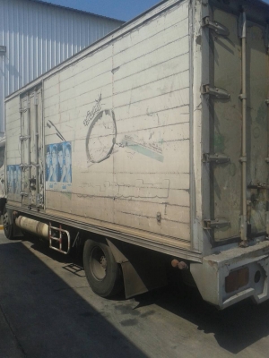 ขาย รถ 6 ล้อ ตู้แห้ง CNG ขาย 450,000 บาท