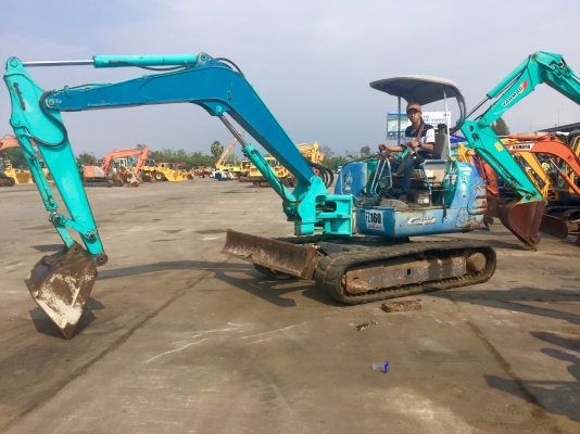 KOBELCO SK-045 ขนาดPC-45 (คอลโทนสั้นปั๊มนิ้ว) รถเก่านอกมีเอกสารใบอินวอย☎️ติดต่อ 085-5632278 (ราคาต่อรองได้)