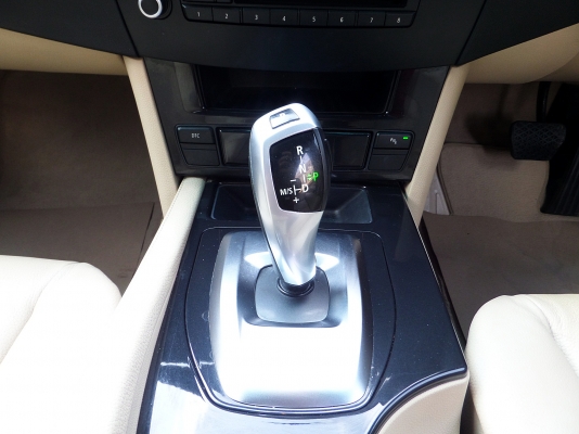 BMW SERIES5 520D (E60) Minorchange ปี2009