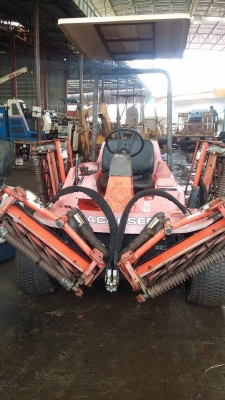 รถตัดหญ้าแต่งกรีน ขับเคลื่อน4ล้อ เครื่องดีเซล  นำเข้าจากนอก พร้อมใช้งาน