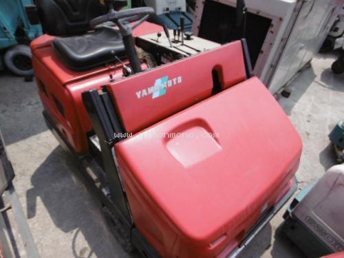 รถทำความสะอาด MAGNUM   รหัสสินค้า : 80903616 ติดต่อ คุณปัญญา Tel.086-8150487 www.nihonmono.com