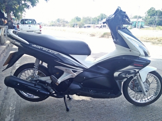 ส่งถูก Honda airblade สภาพดี เครื่องเดิมพร้อมใช้ ส่งถูก Honda airblade สภาพดี เครื่องเดิมพร้อมใช้