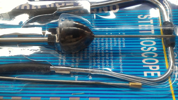 ชุดหูฟังเสียงของเครื่องจักรขณะทำงานเพื่อฟังลักษณะที่ชัดแจนแยกได้ว่าเกิดจากจุดไหน