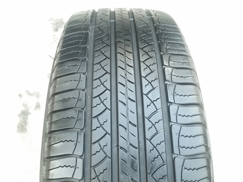 ขายยาง225/65/17 ปี 13/2เส้นปี12/2เส้น MICHERLIN LATITUDE 4 เส้น