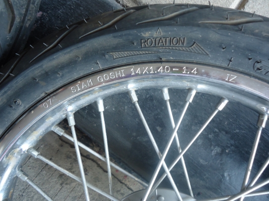 ล้อ Honda Click 110 เดิมๆ ล้อ Honda Click 110 เดิมๆ