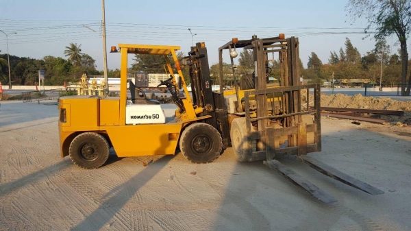 ขายรถยก Komatsu  5ตัน  ดีเซล