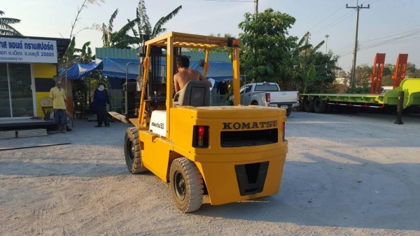 ขายรถยก Komatsu  5ตัน  ดีเซล