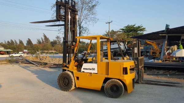 ขายรถยก Komatsu  5ตัน  ดีเซล