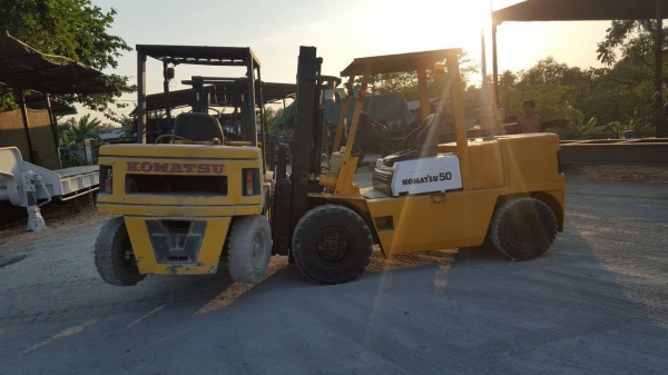 ขายรถยก Komatsu  5ตัน  ดีเซล