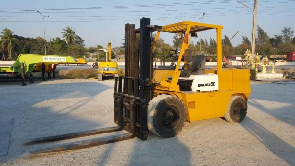 ขายรถยก Komatsu  5ตัน  ดีเซล