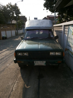 Nissan 720 เครื่องดี กระบะสแตนเลส เอกสารครบ