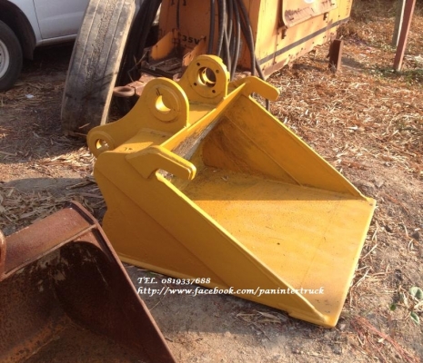 FROM JAPAN บุ๊งกี๋ตักสโลปสำหรับรถขุดไซค์ 200 /ปากกว้าง:96 เซนติเมตร/รูสลัก: 80 มิล /ราคาเพียง(ใบละ)12,000 บาท สนใจรีบติดต่อ 0819337688