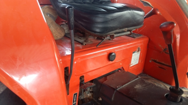 ขายM5000แถมอุปกรณ์3อย่าง รถไร่ครับรับประกันความสวย สมบูรณ์ทุกระบบครับ