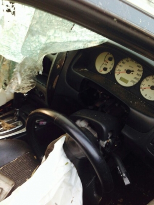 ซากมาสด้า 323 เครื่อง2000 ถอดเเยกอะไหลทุกอย่างทั้งคันมีหลายรุ่นทั้งเก๋งเเละกระบะทุกรุ่น