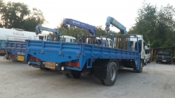 ขายรถ6ล้อติดเครน