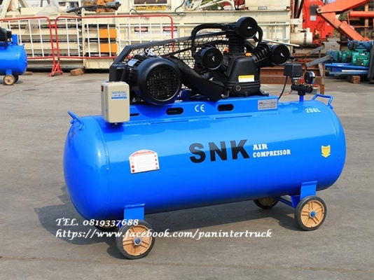 สินค้าใหม่แกะกล่อง*เครื่องปั๊มลม:SNK ขนาด 200 ลิตร,3 สูบ,4HPแรง,380V. (ไฟ3เฟส/โรงงาน)ยังไม่เคยใช้งาน ราคาเพียง 19,500 บาท สนใจติดต่อ 0819337688