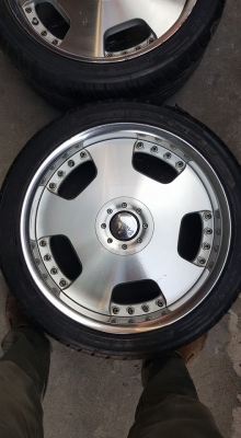 ล้อ VIP RAY 18*9 5รู 114แท้ยุ่นสวยๆ พร้อมยางสวยๆเลยครับ ยาง ปี 13 ทั้งคู่ล้อไม่มีขี้กาก 15000 บาท โทร 0970794871 หนองแค สระบุรี