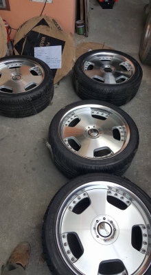 ล้อ VIP RAY 18*9 5รู 114แท้ยุ่นสวยๆ พร้อมยางสวยๆเลยครับ ยาง ปี 13 ทั้งคู่ล้อไม่มีขี้กาก 15000 บาท โทร 0970794871 หนองแค สระบุรี