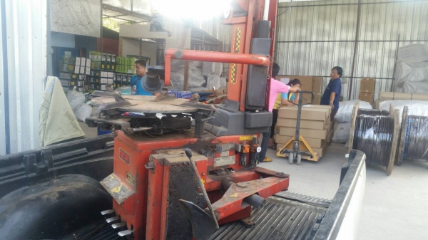 ไปแล้วครับ ส่งไปแล้วที่ มหาสารคามครับ เครื่องถอดยาง เปลี่ยนยาง เก่าญี่ปุ่น ไปแล้วครับ ส่งไปแล้วที่ มหาสารคามครับ เครื่องถอดยาง เปลี่ยนยาง เก่าญี่ปุ่น