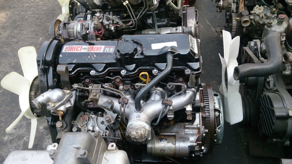 เครื่องโตโยต้า ไมตี้เอ็ก 2L เครื่องสวยมีคอมแอร์