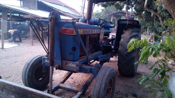 ขายรถไถจอนเดียร์ 2130 ขายรถไถจอนเดียร์ 2130