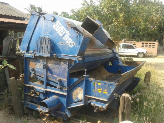 ขาย 6 ล้อใหญ่ ไม่มีทะเบียน พร้อมตู้นวดข้าว ไทยเส็งยนต์ 6 ฟุต 3 ใบพัด รถใช้งานอยู่ครับ ขาย 6 ล้อใหญ่ ไม่มีทะเบียน พร้อมตู้นวดข้าว ไทยเส็งยนต์ 6 ฟุต 3 ใบพัด รถใช้งานอยู่ครับ