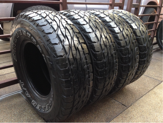 ยาง All Bridgestone 31 10.5 R15 ปี12 ดอกเต็ม ไม่มีปะ ใช้กันยาว ราคาไม่แพง