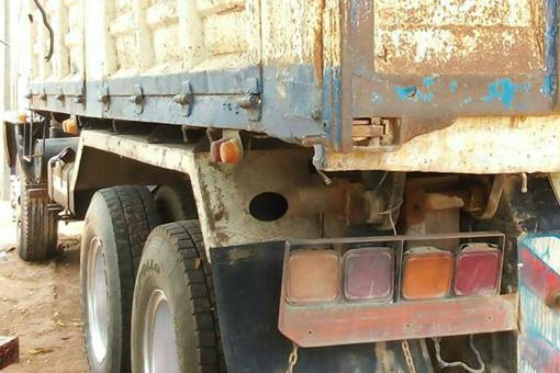 10ล้อ2เพลาดั้ม ISUZU ROCKY FXZ-240 เทอร์โบ เครื่อง6SD1-Turbo in. ลงเล่ม เกียร์เดิม ช่วงล่างเดิม หัวกำลังทำสี กระบะดั้มเหล็กสภาพพอใช้ ยางสวย10เส้น ตามสภาพ พร้อมใช้งาน เล่ม ครบ **ขาย ISUZU ROCKY FXZ-240 เทอร์โบ 10ล้อ2เพลาดั้ม พร้อมใช้ง