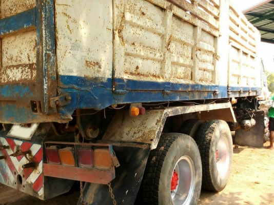 10ล้อ2เพลาดั้ม ISUZU ROCKY FXZ-240 เทอร์โบ เครื่อง6SD1-Turbo in. ลงเล่ม เกียร์เดิม ช่วงล่างเดิม หัวกำลังทำสี กระบะดั้มเหล็กสภาพพอใช้ ยางสวย10เส้น ตามสภาพ พร้อมใช้งาน เล่ม ครบ **ขาย ISUZU ROCKY FXZ-240 เทอร์โบ 10ล้อ2เพลาดั้ม พร้อมใช้ง