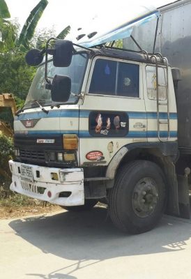 สิบล้อ ฮีโน่ KT925 EH700เพาเดียว บรรทุกตู้เปียก ยาว6.30ม สภาพดีพร้อมใช้งาน ทะเบียนพร้อมโอน สิบล้อ ฮีโน่ KT925 EH700เพาเดียว บรรทุกตู้เปียก ยาว6.30ม สภาพดีพร้อมใช้งาน ทะเบียนพร้อมโอน