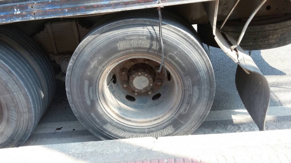 สิบล้อ ฮีโน่ KT925 EH700เพาเดียว บรรทุกตู้เปียก ยาว6.30ม สภาพดีพร้อมใช้งาน ทะเบียนพร้อมโอน สิบล้อ ฮีโน่ KT925 EH700เพาเดียว บรรทุกตู้เปียก ยาว6.30ม สภาพดีพร้อมใช้งาน ทะเบียนพร้อมโอน