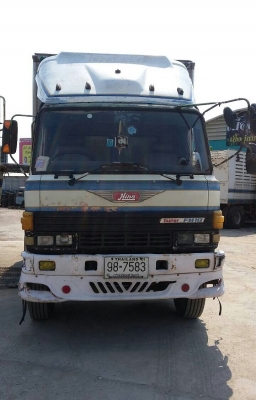 สิบล้อ ฮีโน่ KT925 EH700เพาเดียว บรรทุกตู้เปียก ยาว6.30ม สภาพดีพร้อมใช้งาน ทะเบียนพร้อมโอน สิบล้อ ฮีโน่ KT925 EH700เพาเดียว บรรทุกตู้เปียก ยาว6.30ม สภาพดีพร้อมใช้งาน ทะเบียนพร้อมโอน