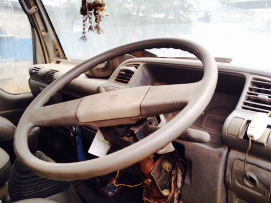 ISUZU  เดก้า  หกล้อดัมพ์ฟูโซ่ แอร์ สภาพพร้อมใช้