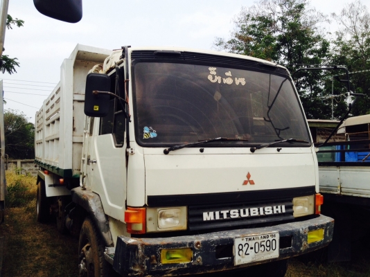 ขาย MISUBISHI  FN527M-TFX256 สิบล้อดัมพ์ สองเพลา ขาย 800,000บาท