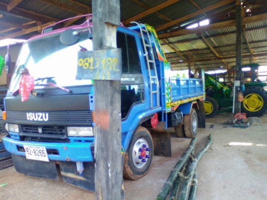 ขาย6ล้อดั้ม  ROCKY  195  HP  ทะเบียนร้อมโอน