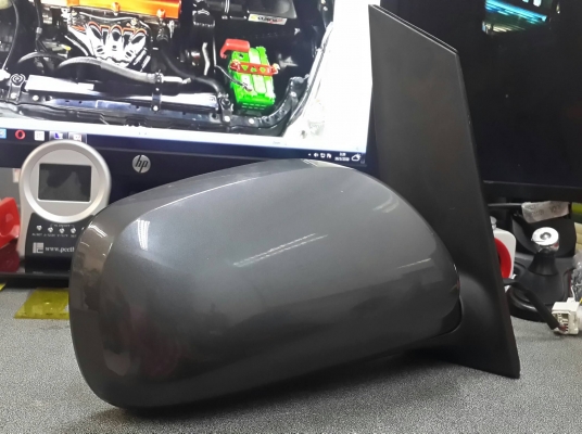 กระจกมองข้าง Toyota Wish ฝั่งขวาด้านคนขับ